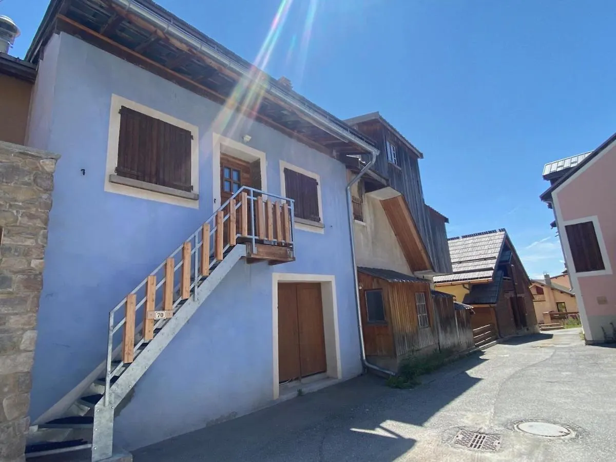 Chalet Luxe Refait A Neuf, 50M Des Pistes, Garage, Terrasse, 125M², 8 Pers, Animaux Acceptes - Fr-1-445-192 Montgenevre 0*,  France