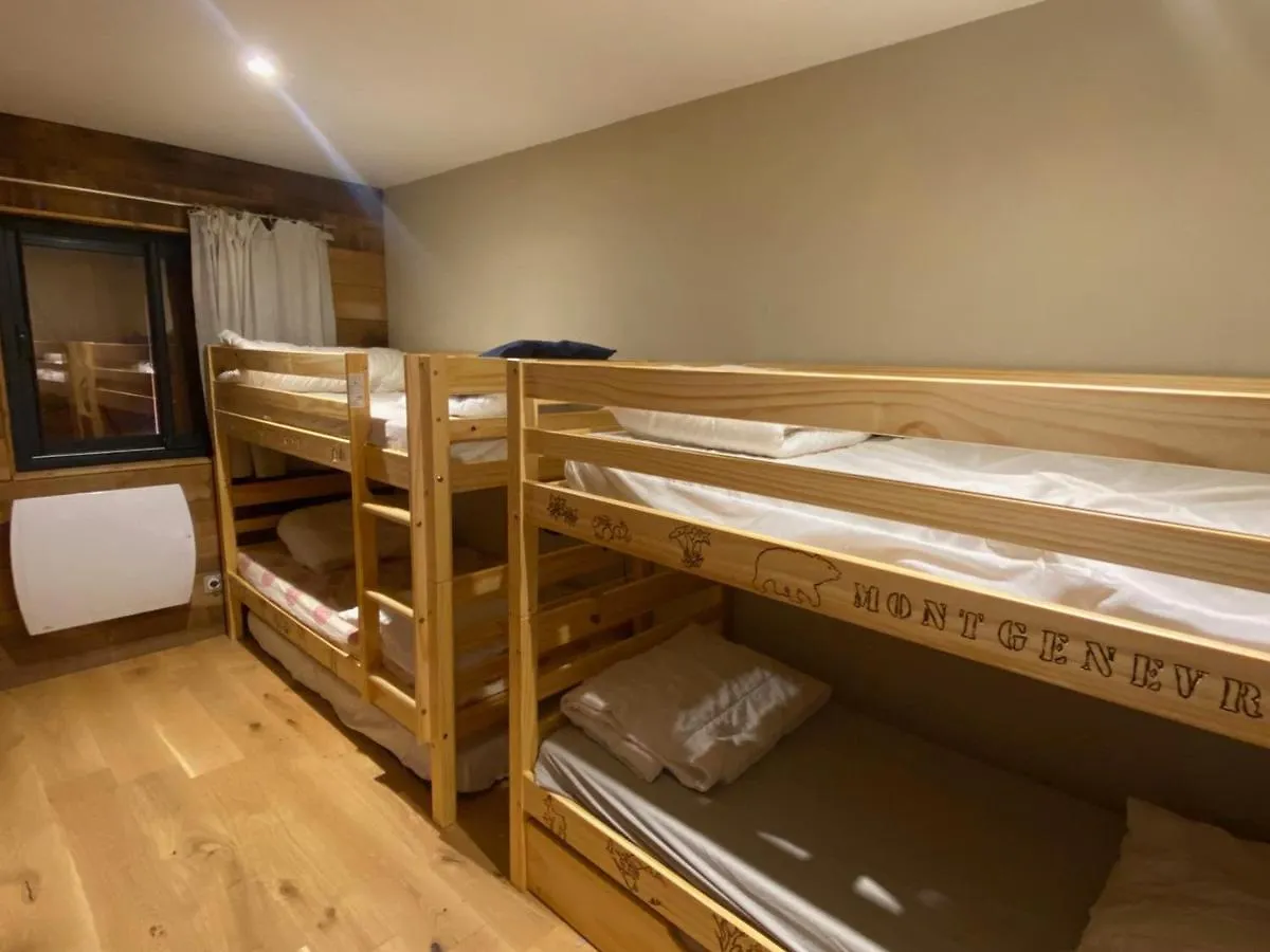 Chalet Luxe Refait A Neuf, 50M Des Pistes, Garage, Terrasse, 125M², 8 Pers, Animaux Acceptes - Fr-1-445-192 Montgenevre 0*,  France