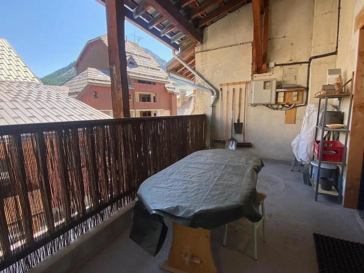 Chalet Luxe Refait A Neuf, 50M Des Pistes, Garage, Terrasse, 125M², 8 Pers, Animaux Acceptes - Fr-1-445-192 Montgenevre