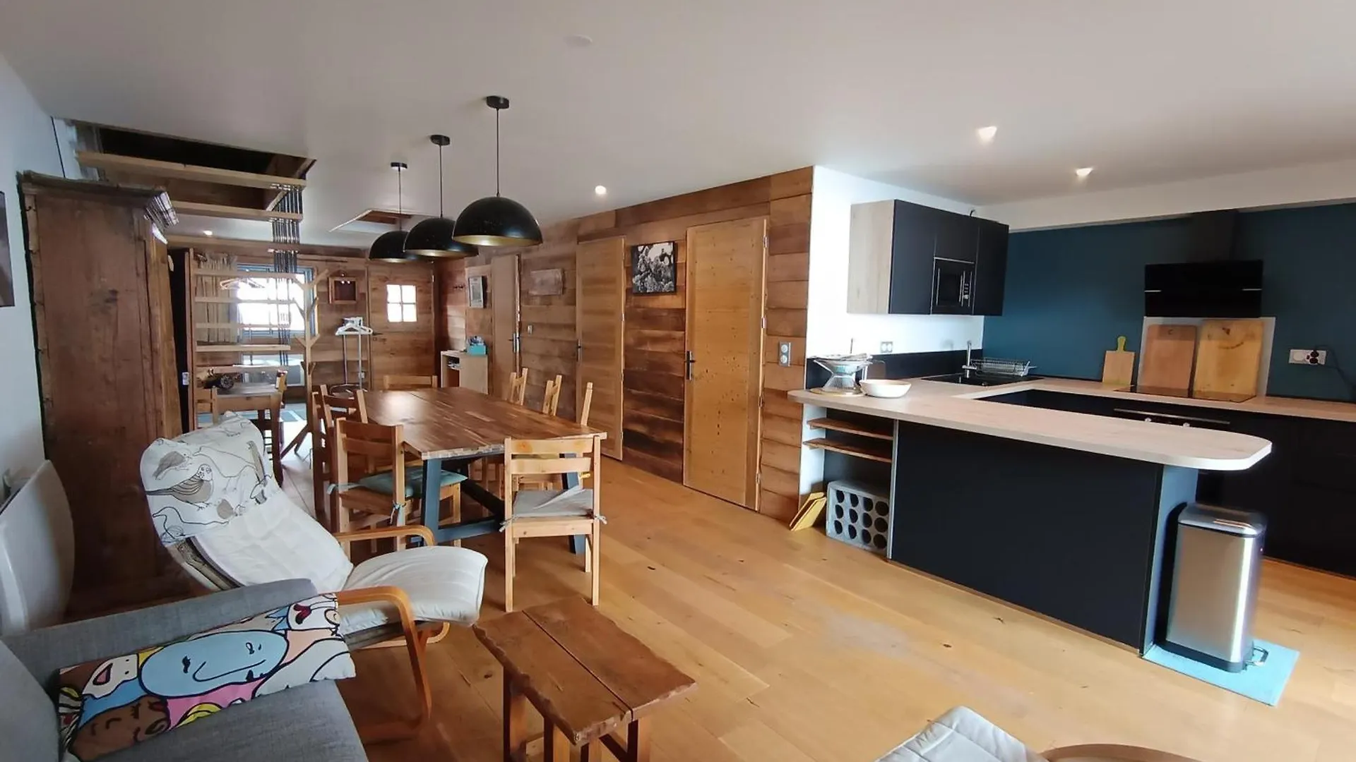Chalet Luxe Refait A Neuf, 50M Des Pistes, Garage, Terrasse, 125M², 8 Pers, Animaux Acceptes - Fr-1-445-192 contacts