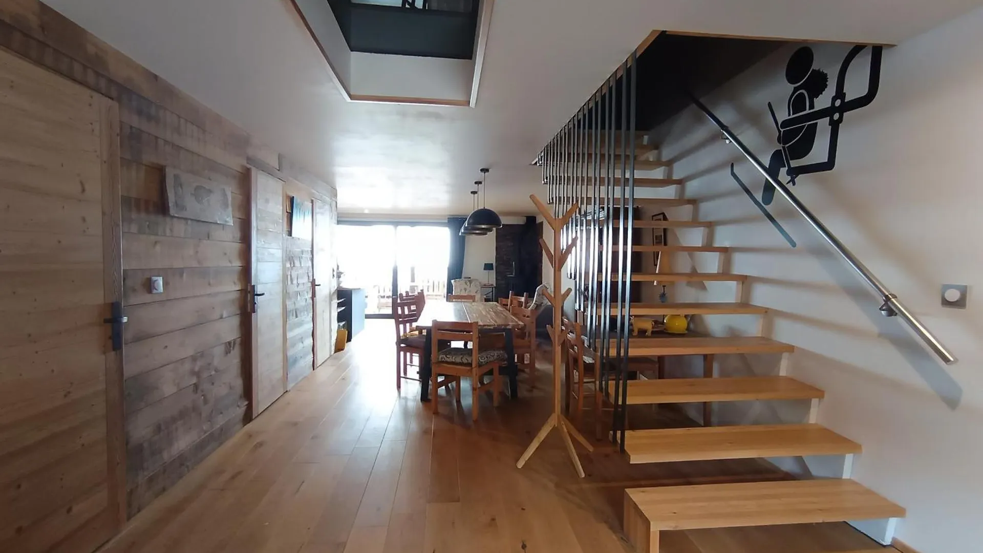 Chalet Luxe Refait A Neuf, 50M Des Pistes, Garage, Terrasse, 125M², 8 Pers, Animaux Acceptes - Fr-1-445-192 Montgenevre
